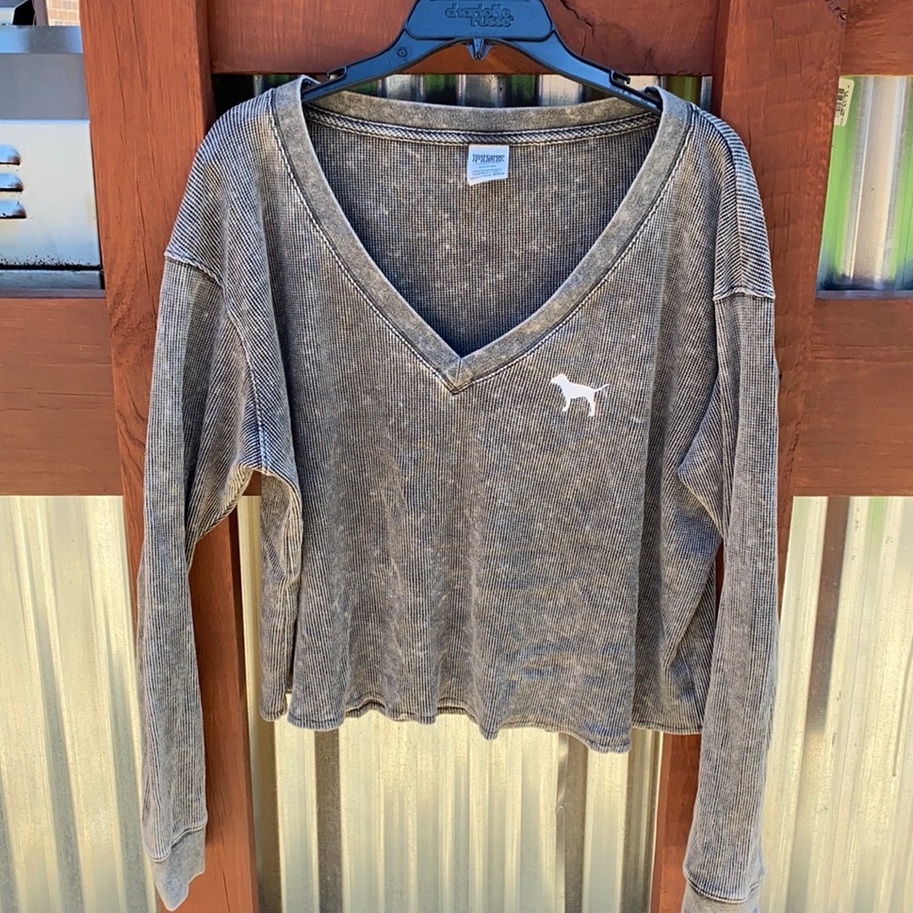 Victoria’s Secret PINK cropped V-neck pullover